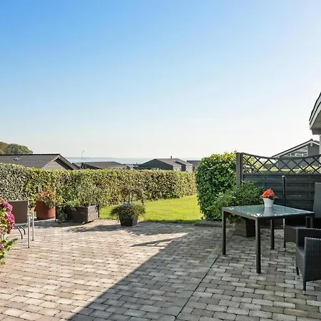 Awesome In With 2 Bedrooms And Wifi