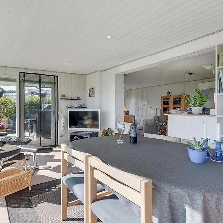 Awesome In With 2 Bedrooms And Wifi Haderslev