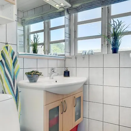 Awesome In With 2 Bedrooms And Wifi Holiday home Haderslev