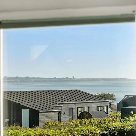 Holiday home Awesome In With 2 Bedrooms And Wifi *